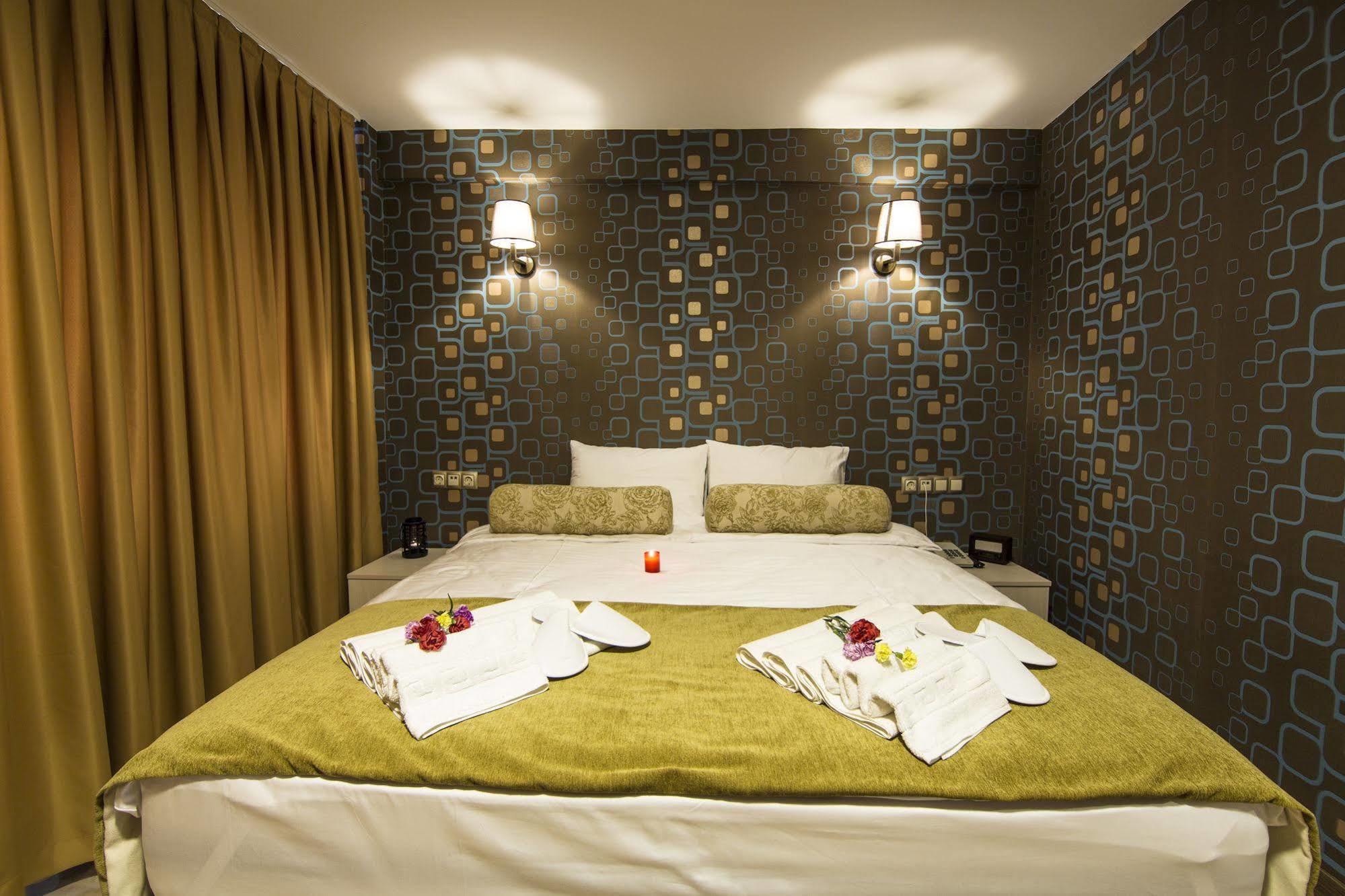 Kuzen Otel (Adults Only) Istanbul Exterior photo